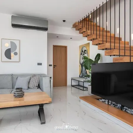 Nefele Luxury Recidency, A Concealed Delight Villa Koukounaria