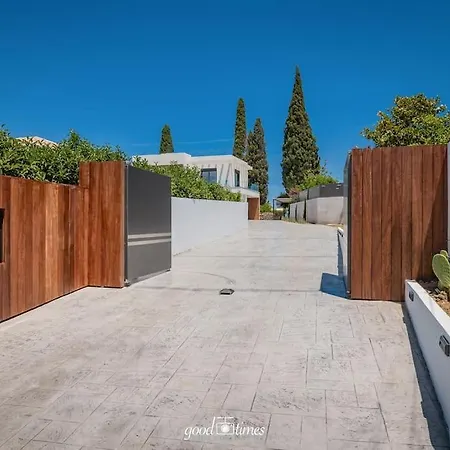 Nefele Luxury Recidency, A Concealed Delight * Koukounaria