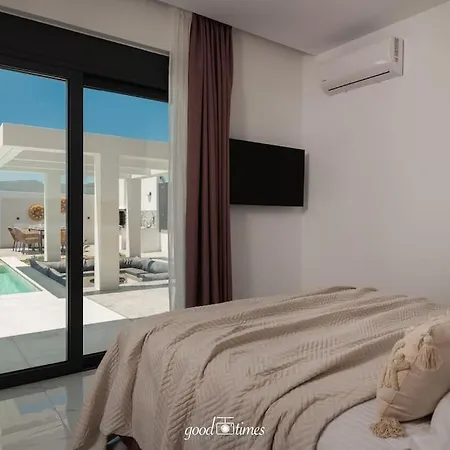 Villa Nefele Luxury Recidency, A Concealed Delight