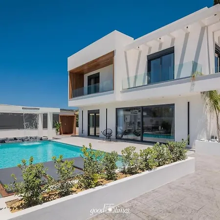 Villa Nefele Luxury Recidency, A Concealed Delight Koukounaria